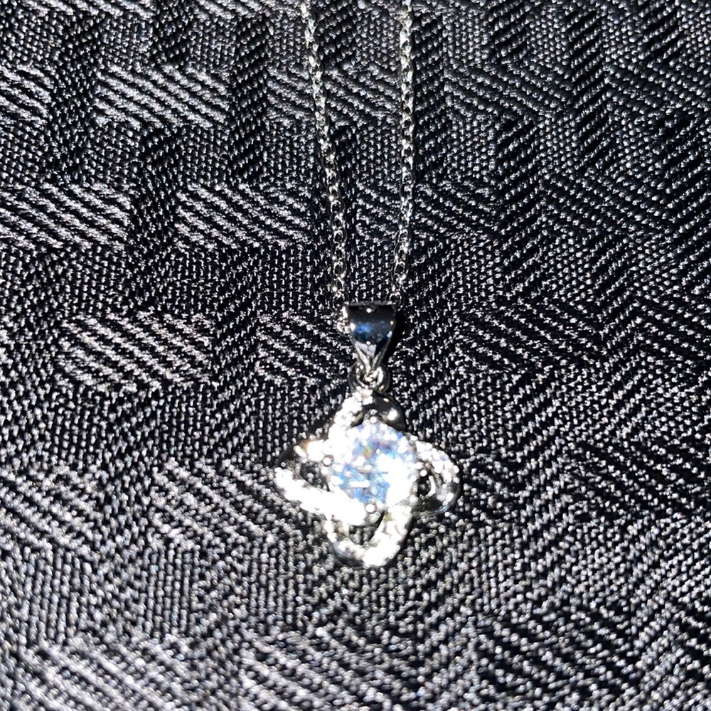 18” sterling silver necklace with Pendent New - Picture 6 of 16